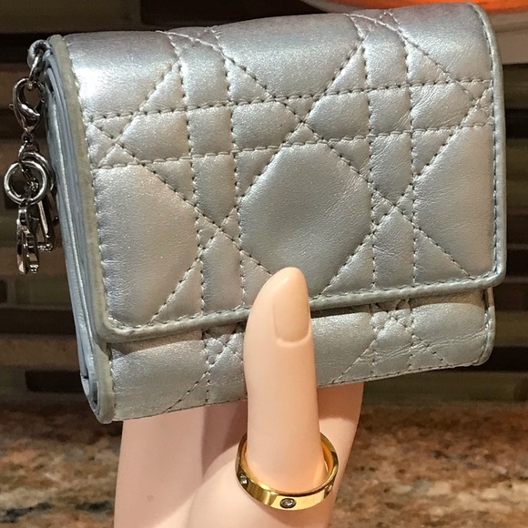 DIOR Silver Cannage Leather Trifold Wallet 😍🔥 - Picture 8 of 16